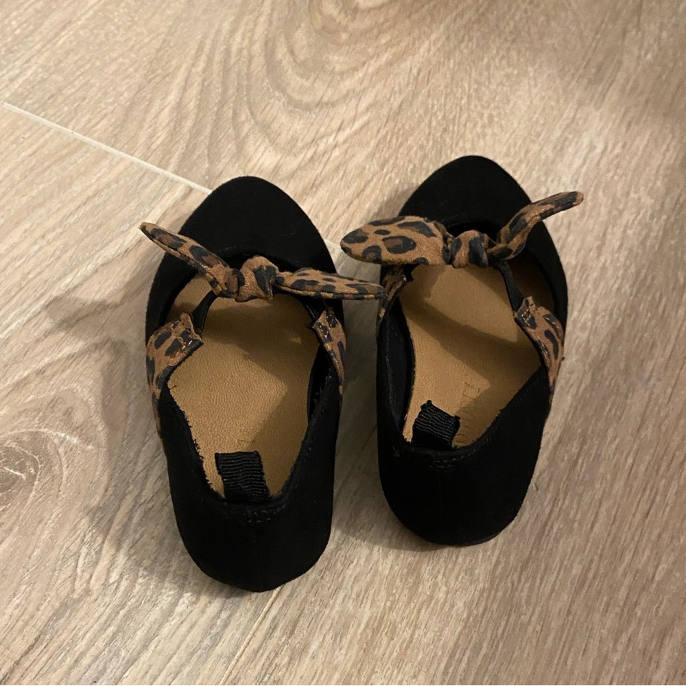 Old navy leopard brand new flats